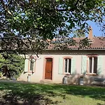 Bed & Breakfast Domaine Agricole De Labarthe 3*