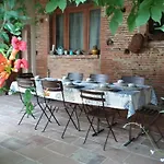 Bed & Breakfast Domaine Agricole De Labarthe 3*