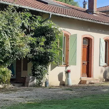 Domaine Agricole De Labarthe Bed & Breakfast