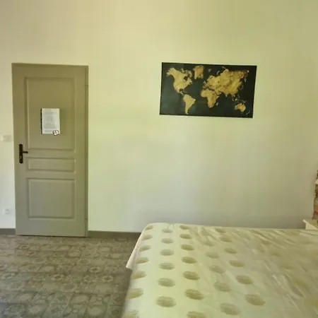 Bed & Breakfast Domaine Agricole De Labarthe 3*