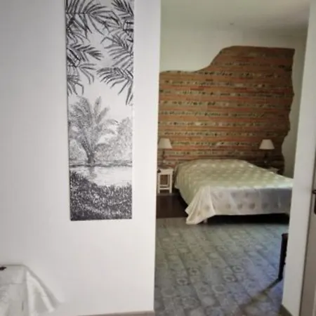 Bed & Breakfast Domaine Agricole De Labarthe 3*